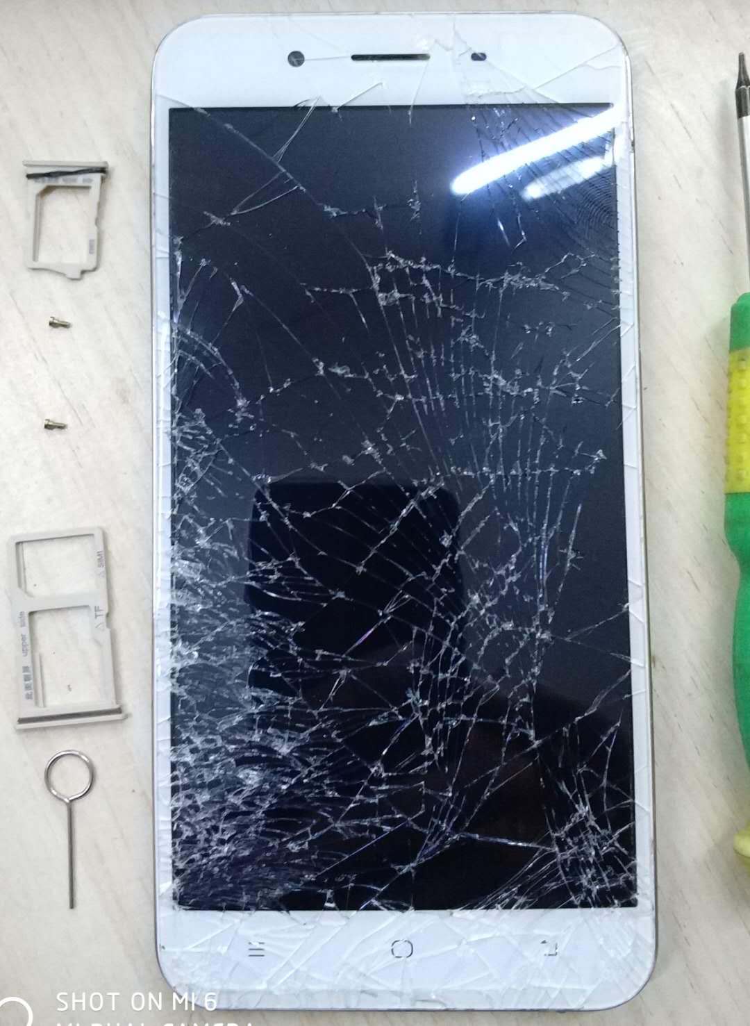 刚买回来的vivoy66,手机外屏更换视频vivoy66