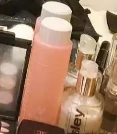 唐艺昕化妆台怎么样,唐艺昕推荐的化妆台