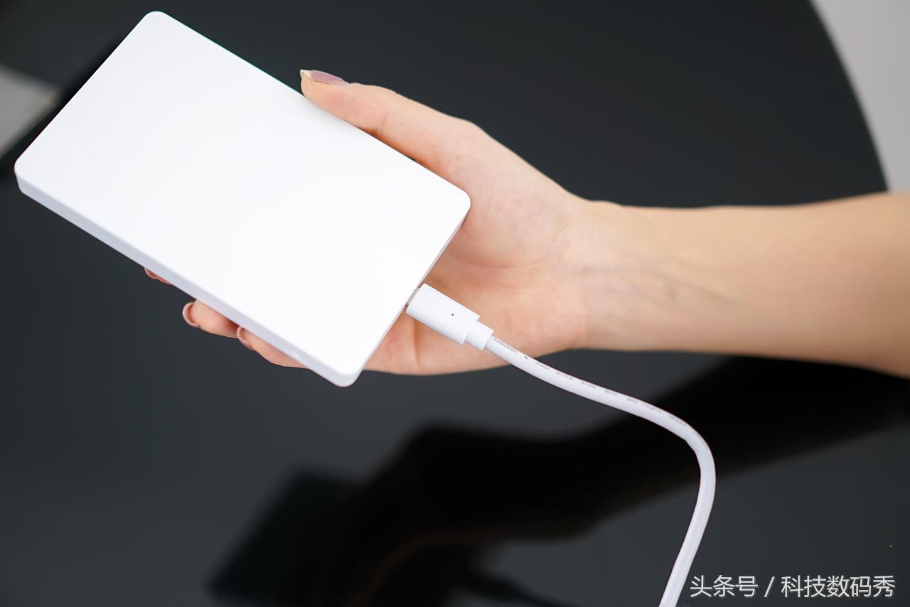 如何将移动硬盘变成私有云盘,移动硬盘和网络云盘哪个好