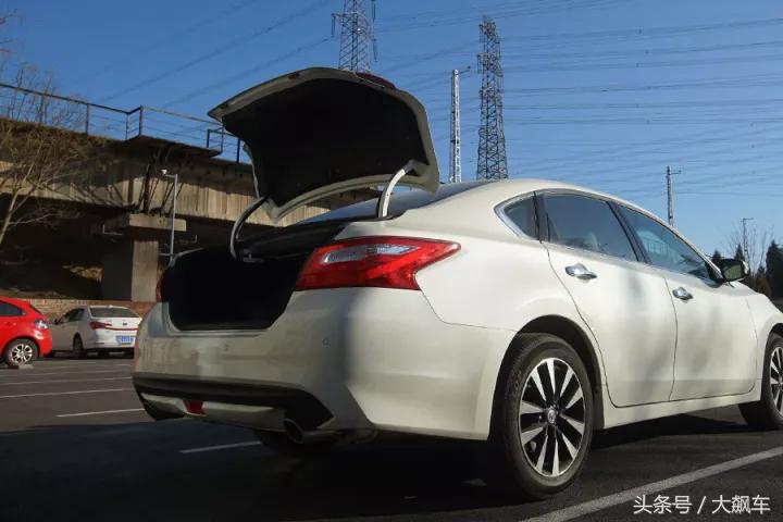 13款天籁移动大沙发,拆天籁沙发