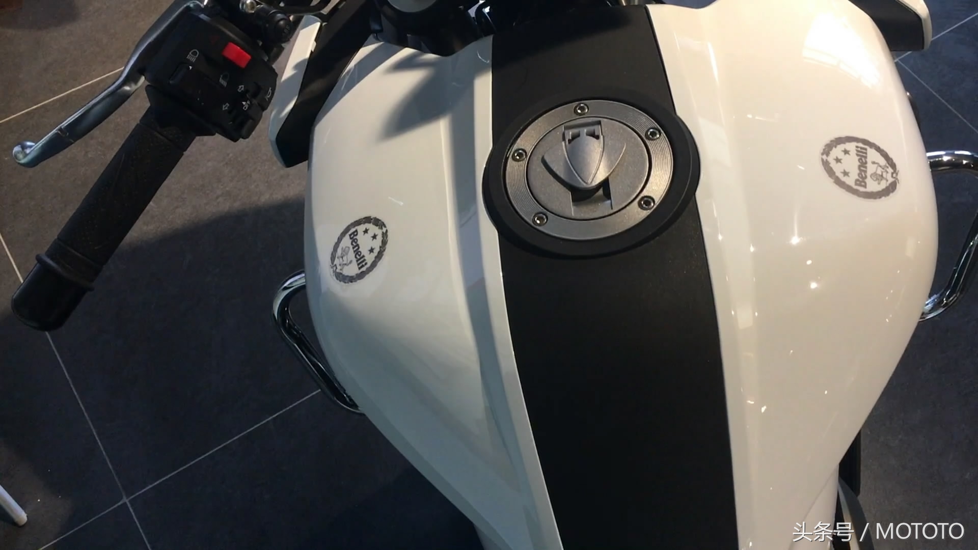 贝纳利300巡航车价格,贝纳利300巡航摩托车报价