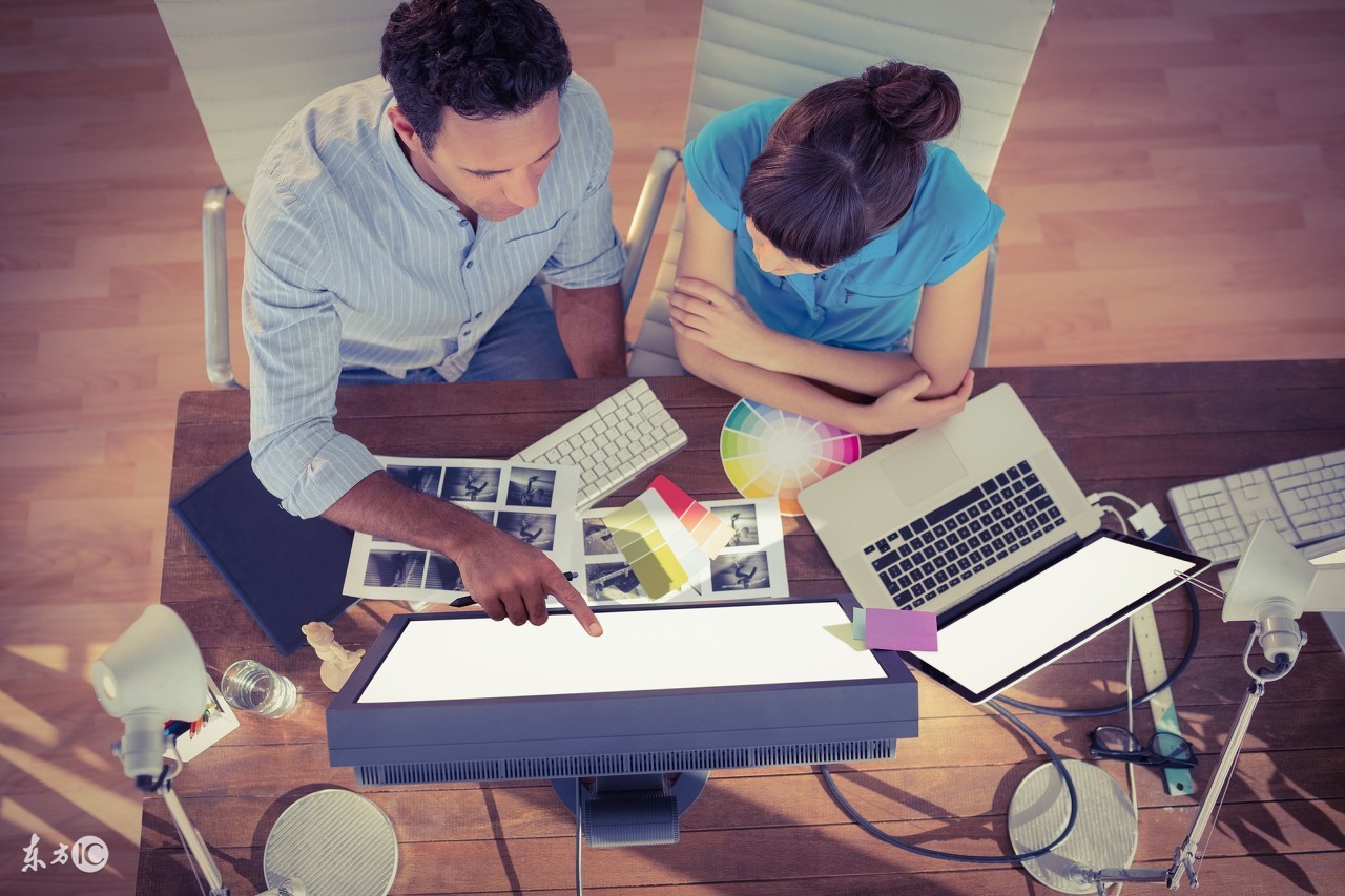 自己开发一个app需要多少钱成本,自己组建团队开发app需要多少钱