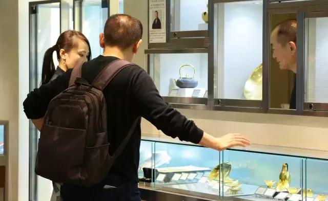 国庆假期,日本旅行的游客都买了什么?