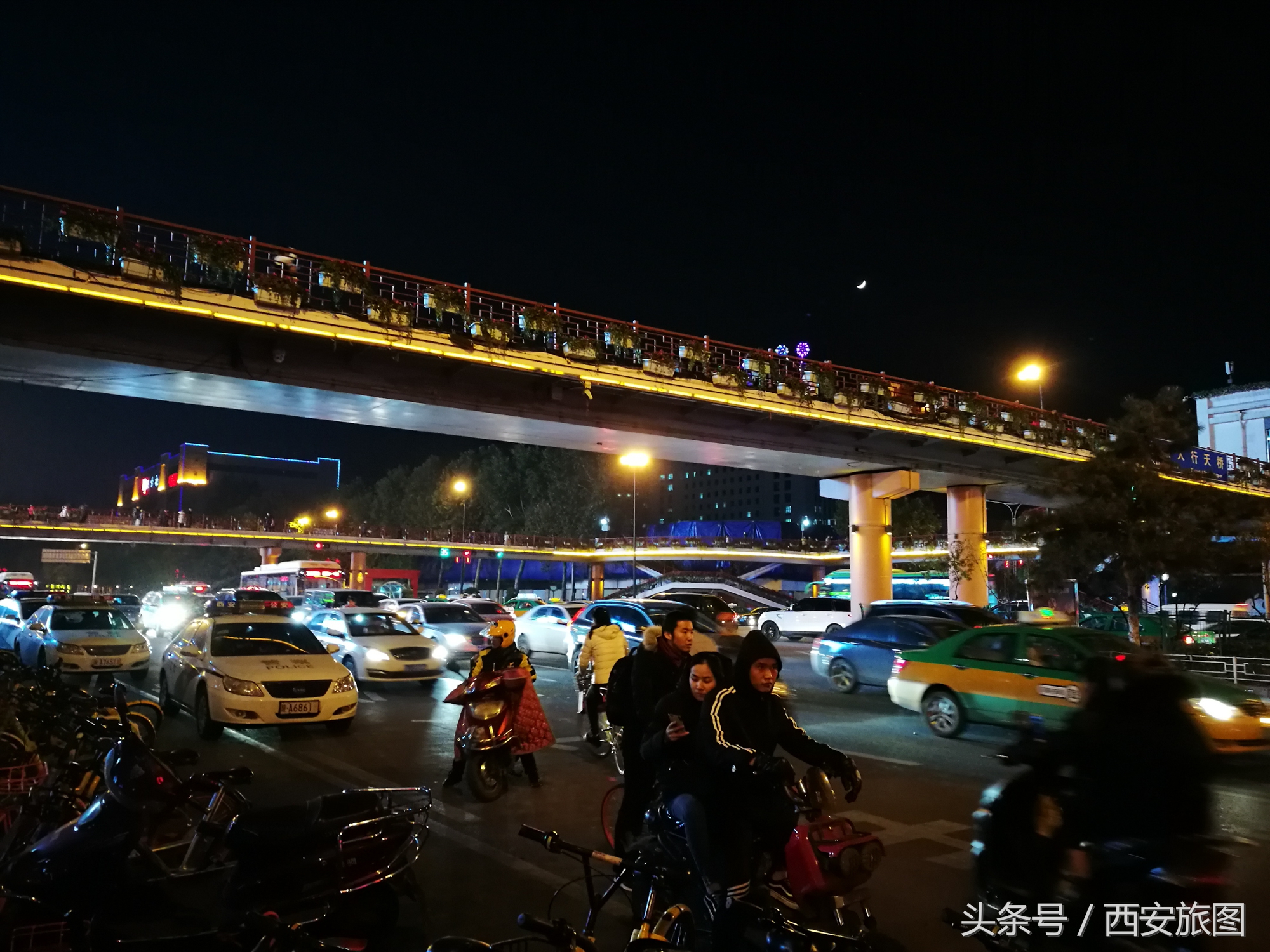 西安有哪些好玩的地方和美食街,西安小寨有什么好逛的地方