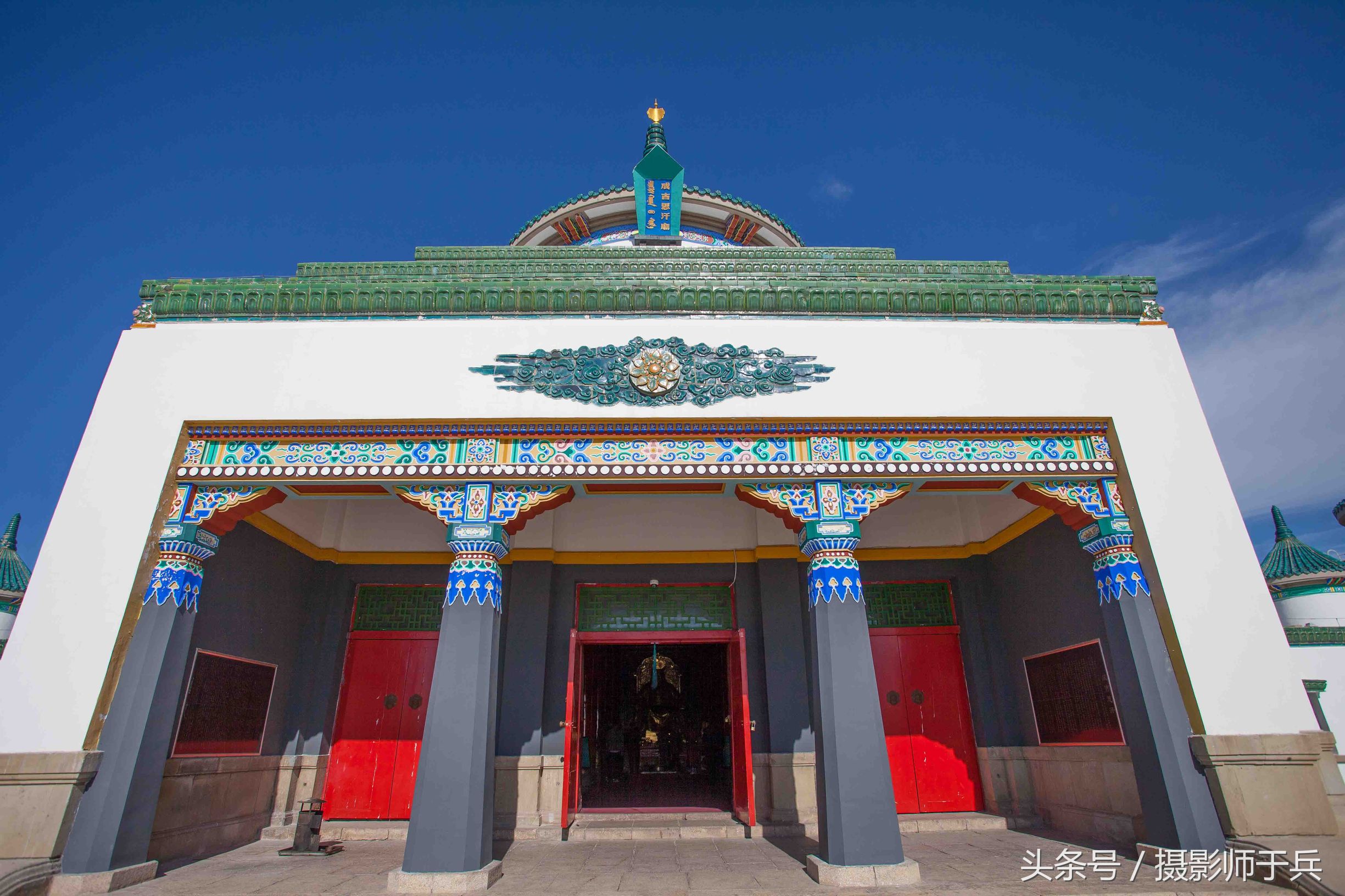 乌兰浩特成吉思汗庙70年代图 (乌兰浩特成吉思汗庙门票在哪买)