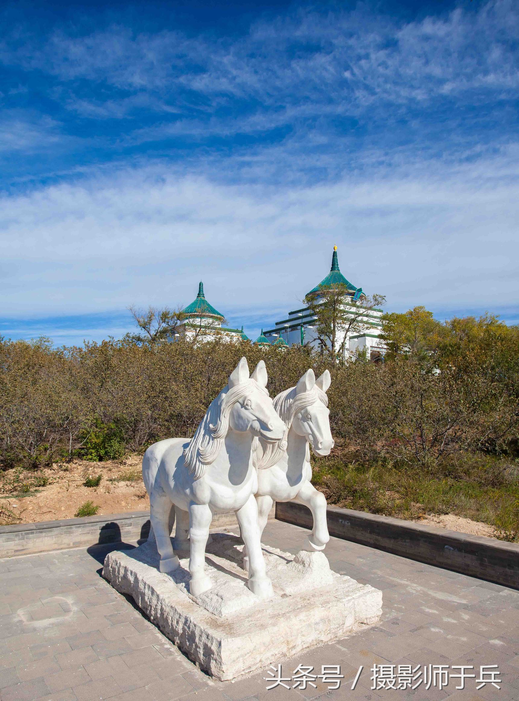 乌兰浩特成吉思汗庙70年代图 (乌兰浩特成吉思汗庙门票在哪买)