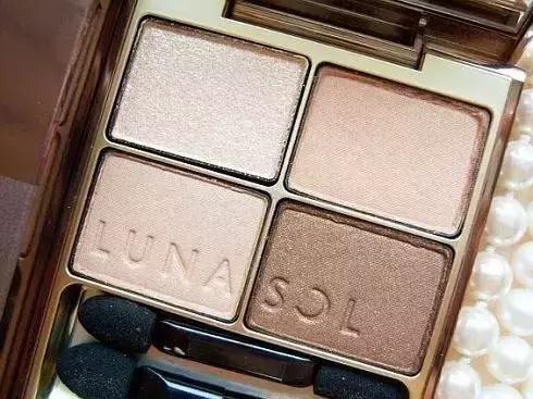 唐艺昕化妆台怎么样,唐艺昕推荐的化妆台