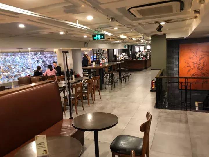 星巴克杭州8店声音分贝测试，客群、社会文明剪影