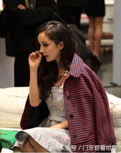 不活了，原来我心中的女神也要扣鼻屎，但最后一个除外