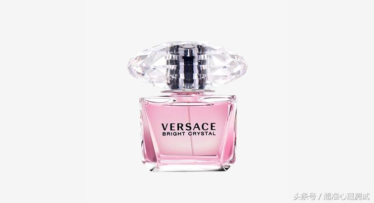 心理测试:四个香水瓶你最喜欢哪个?测你最容易爱上哪一种男人?