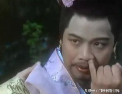 不活了，原来我心中的女神也要扣鼻屎，但最后一个除外