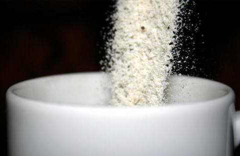 宝宝奶粉结块还能喝吗,如果奶粉结块宝宝喝了会怎么样