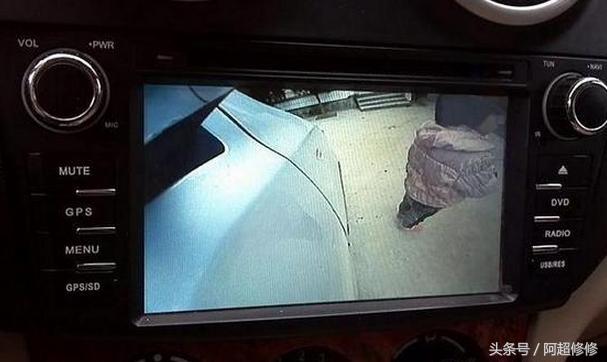 汽车右侧盲区摄像头走线安装,汽车右侧盲区摄像头安装教程