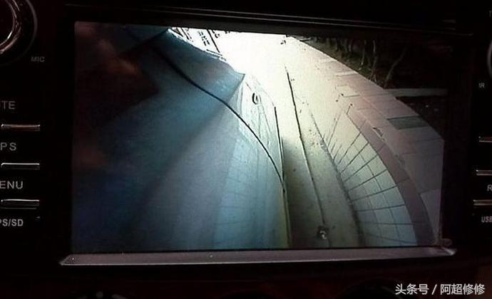 汽车右侧盲区摄像头走线安装,汽车右侧盲区摄像头安装教程