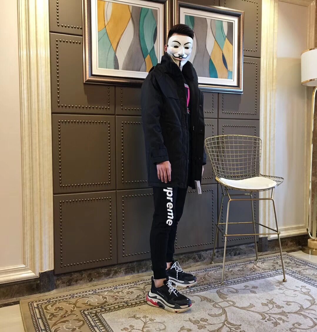 羽绒服万里雪飘,虐我千百遍我待美食如初恋