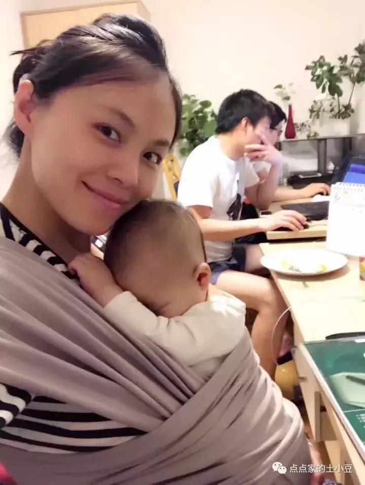 德国妈妈带俩孩子,德国妈妈带两娃