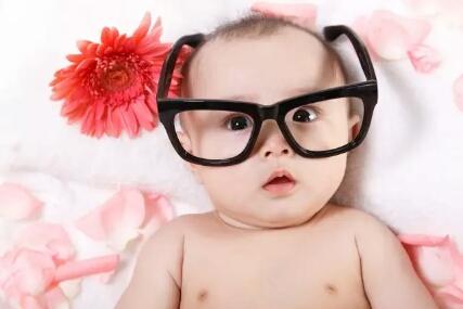 60天婴儿视力发育标准,6个月视力发育标准