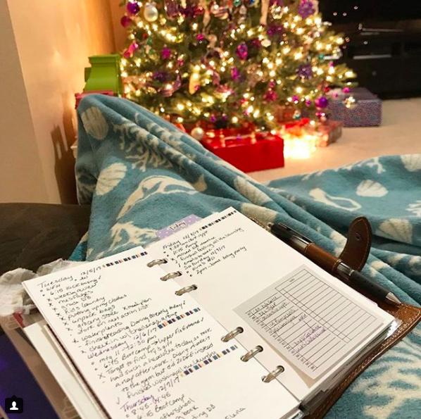 手账入坑指南pdf下载,手账新手选哪本手账