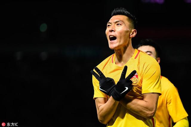 国足对阵日本和韩国的战绩对比,韩国国足比分