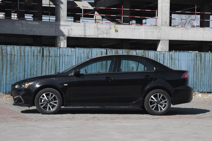 想花5万买个二手车,翼神手动挡二手值得入手吗