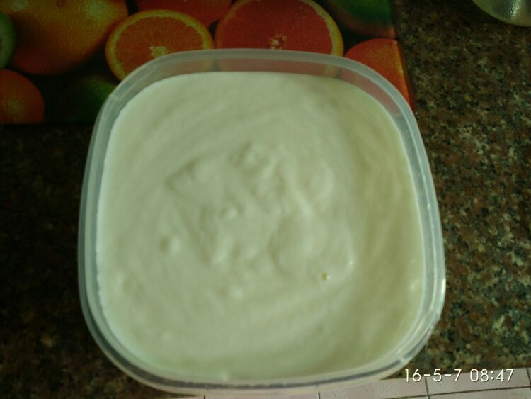 教大家利用纯牛奶做酸奶，想吃就自己做非常简单