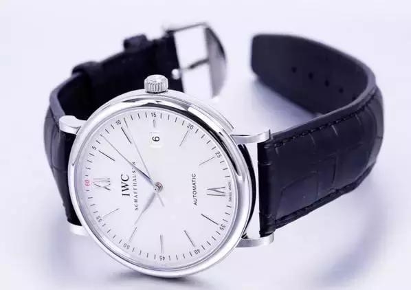 帝舵小红花、欧米茄海马，这些爆款找马云支付宝借2万就能到手！