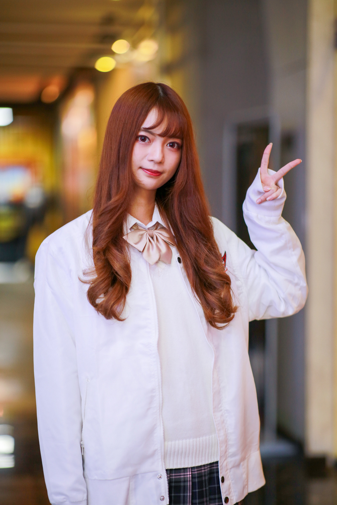 佳能85mmf1.4镜头推荐,佳能85f1.2人像镜头测评