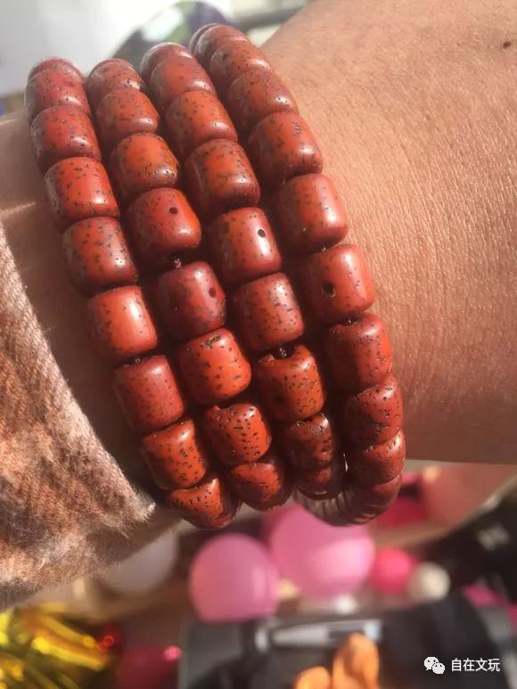 百年老星月菩提最极品的品相,藏式百年老星月菩提佛珠