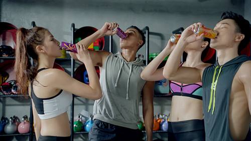 运动型饮料是否有危害,运动饮料到底该不该喝