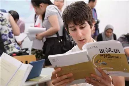 美国留学勤工俭学福利政策,在美国留学期间打工需要什么手续