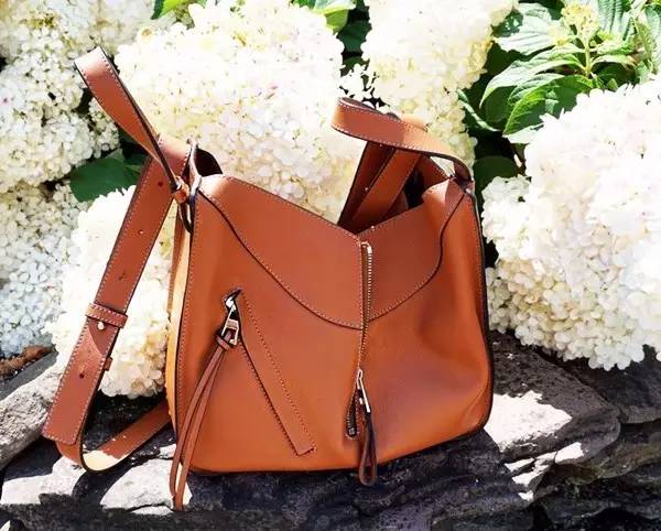 30岁适合香奈儿哪一款包包,40岁以后适合的香奈儿包包