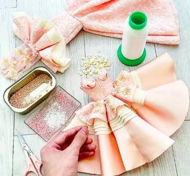 芭比娃娃手工制作鞋子,手工制作的芭比娃娃衣服