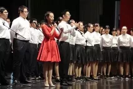 最新版校服,最新款学生校服