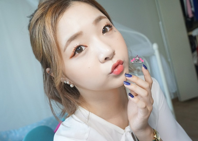 冬日眼妆,让珊瑚色温暖你的冬天