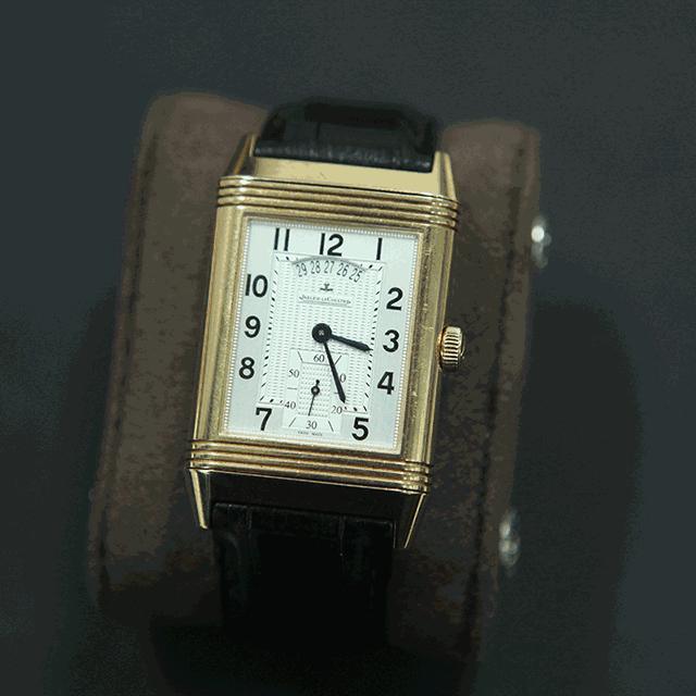 那个男人,卖钻石,懂表,更懂优雅与浪漫是何物