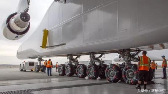 活久见！“合二为一”的巨型机拼吉尼斯记录？！这大家伙你敢坐么？