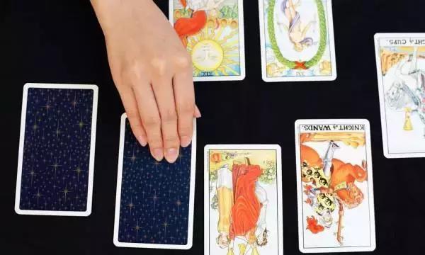 你知道神秘的占卜工具塔罗牌吗？来告诉你具体的占卜流程！