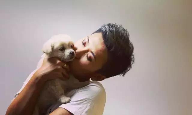 「微在不懂爱」两性节目主持人Alex:成为最坚定的女权主义者