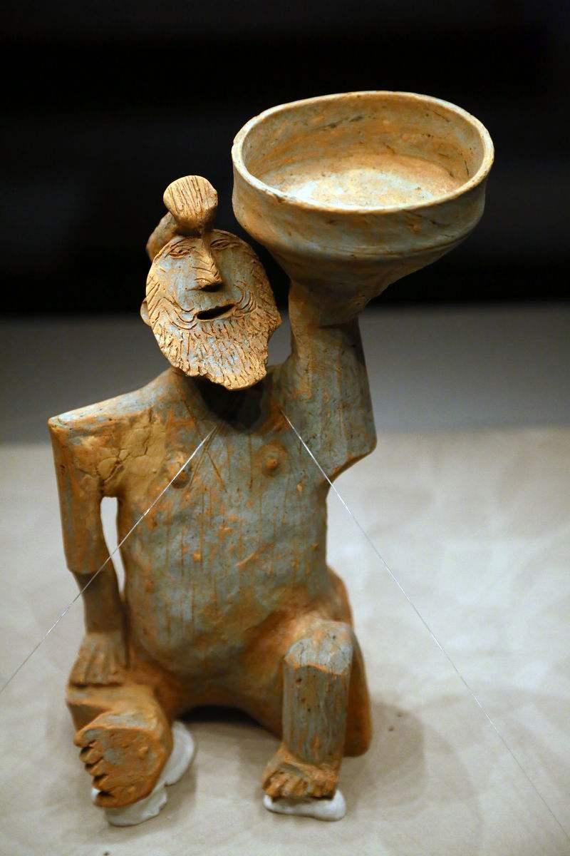 简述常用几种照明灯具的工作原理,中国以前的灯是怎么照明的