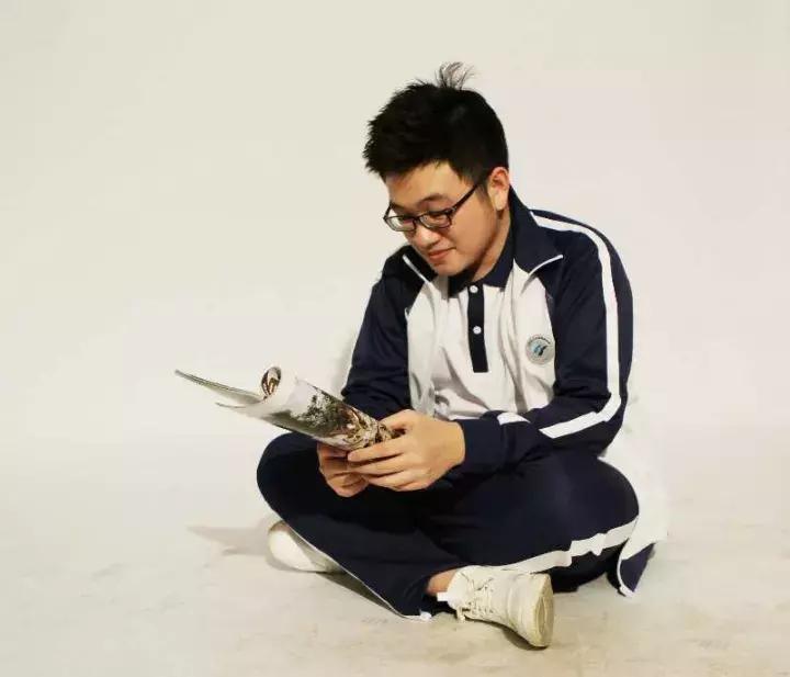 最新版校服,最新款学生校服