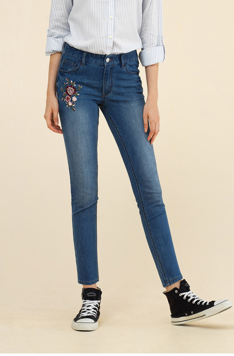 想要好的牛仔裤,想要有质感的牛仔裤怎么选