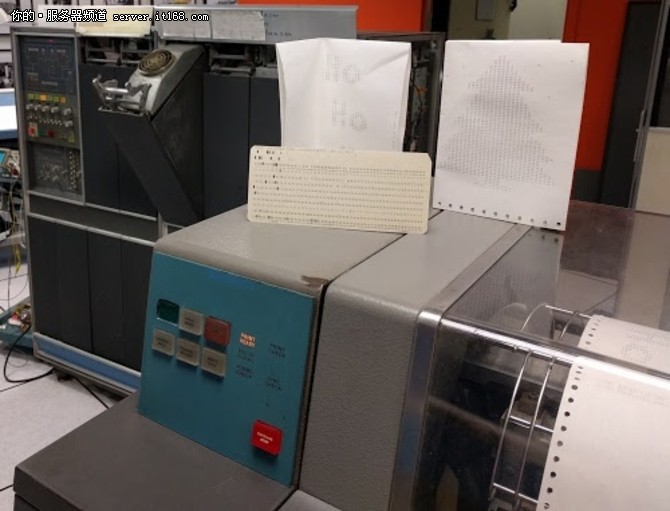 老式IBM1401大型机做圣诞贺卡竟这么复杂