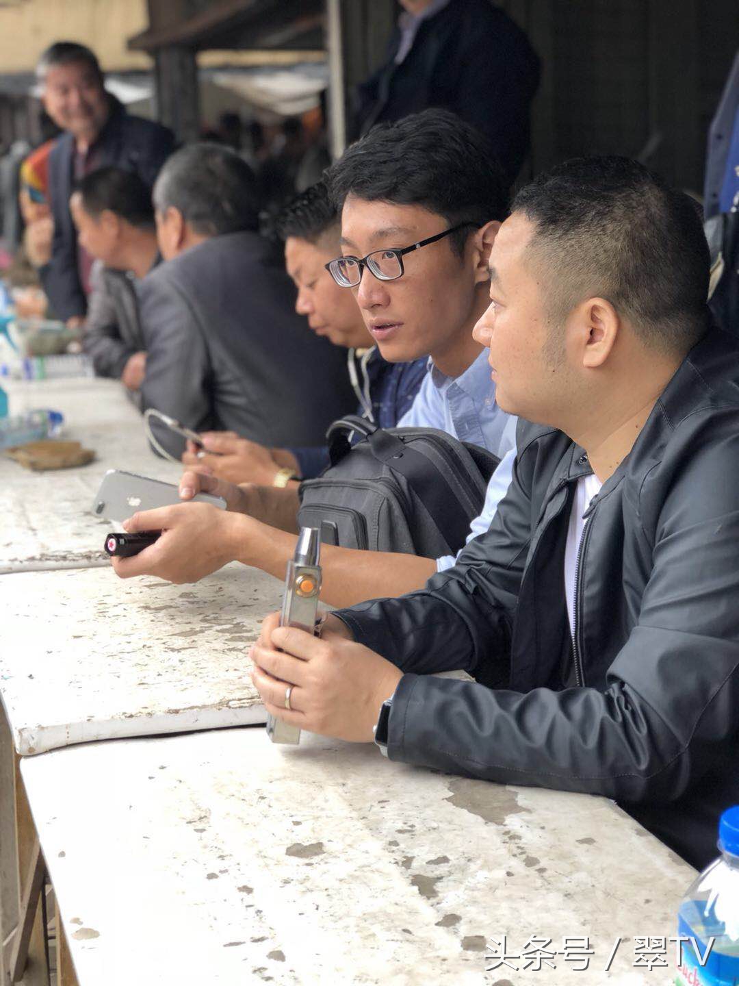 缅甸曼德勒角湾翡翠市场原石收购,缅甸角湾翡翠交易市场