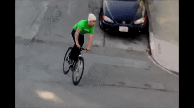 死飞自行车怎么刹车的,死飞自行车是前后一起刹车吗