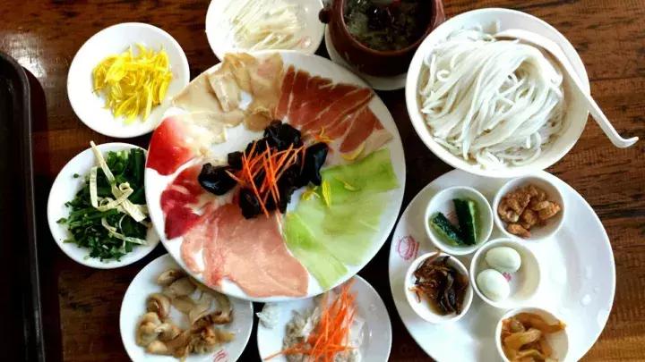 桥香园过桥米线土桥店事件,桥香园事件