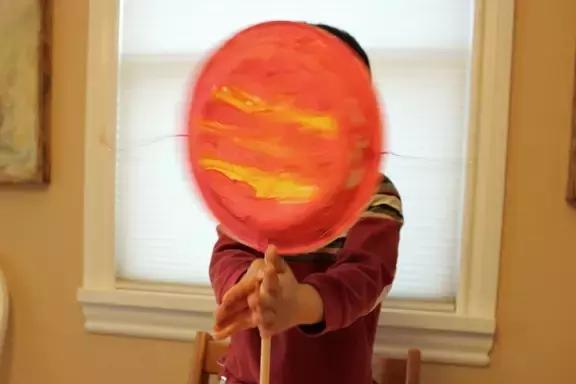 拨浪鼓手工制作废物利用,手工卡纸制作拨浪鼓