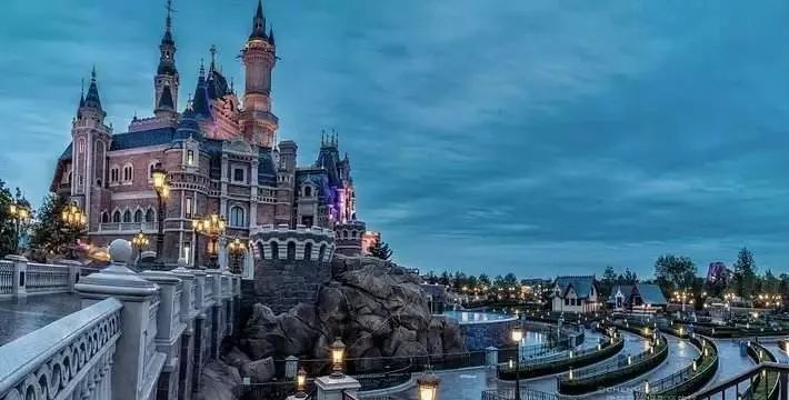 万万没想到！它低调了450多年，却因上海迪士尼一夜间火遍全国！