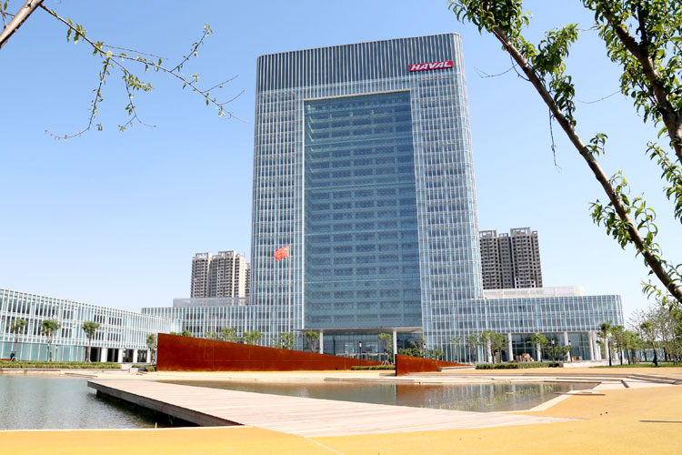 「校园成长」初一7班陈雨霏参观哈弗技术中心有感