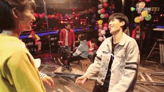 又少一个男神?没关系,你们的新晋男票“小彭于晏”已经上线!