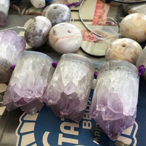 2017-2021近三年流行色,秋冬这5个流行色时髦又显高级感